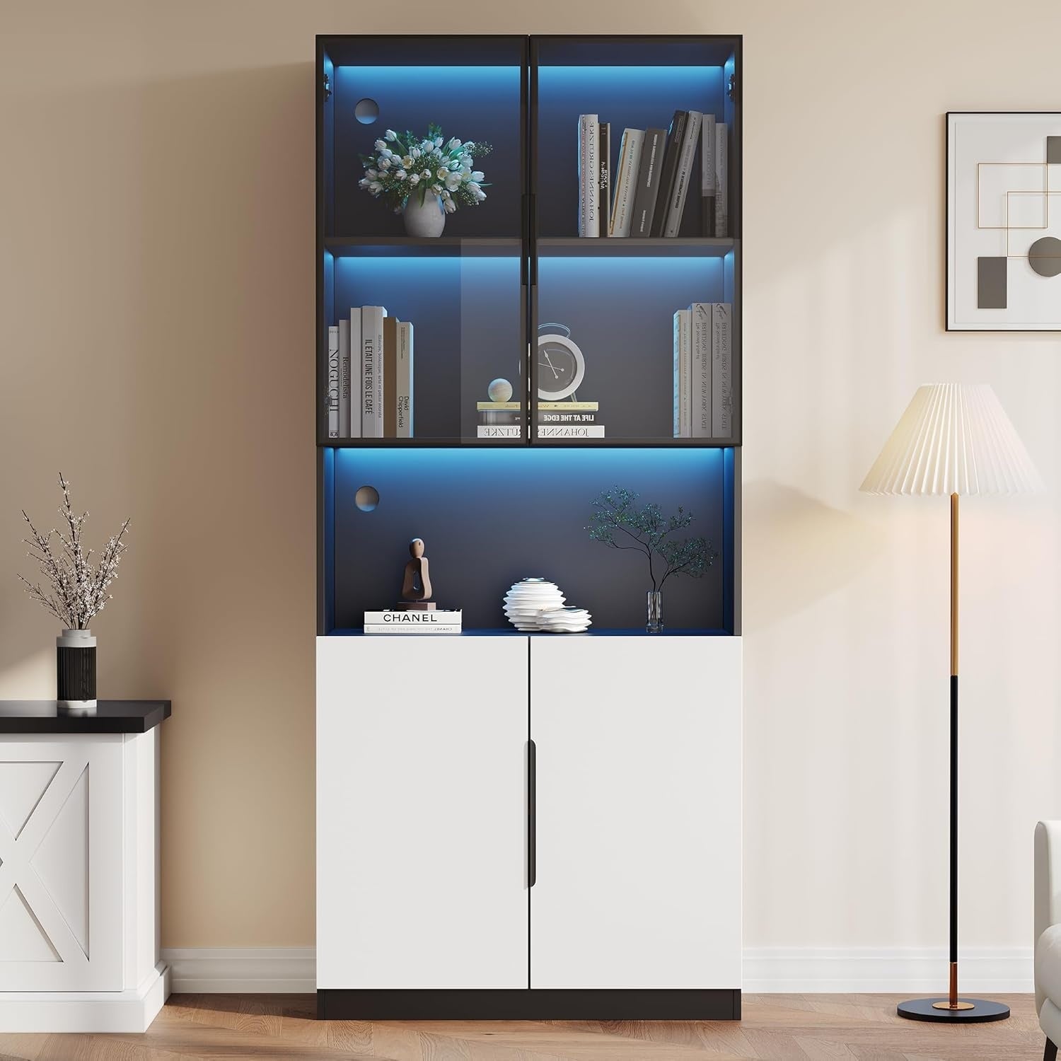 Vitrine bibliotheque avec portes en verre, etageres ajustables et eclairage LED en finition blanche